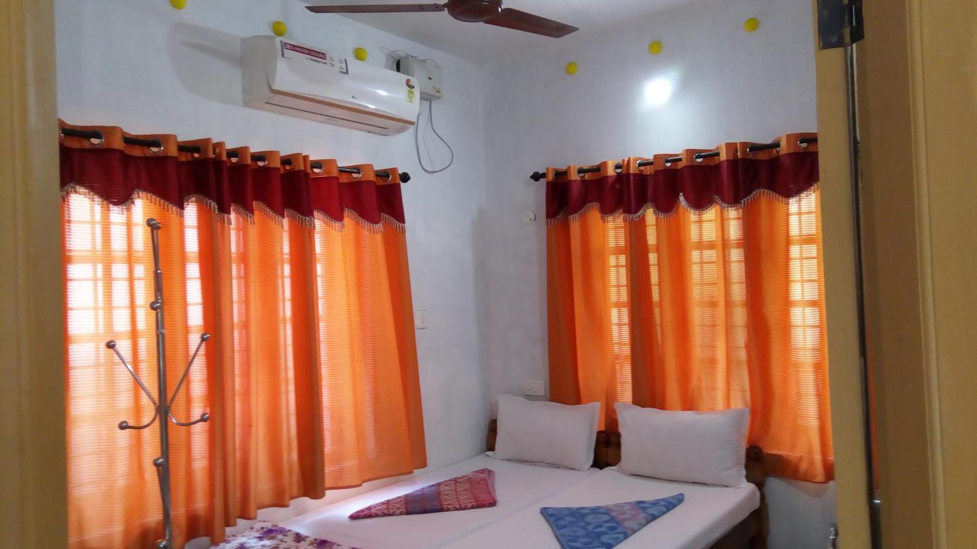 Sea Breeze Beach Home Alappuzha Buitenkant foto