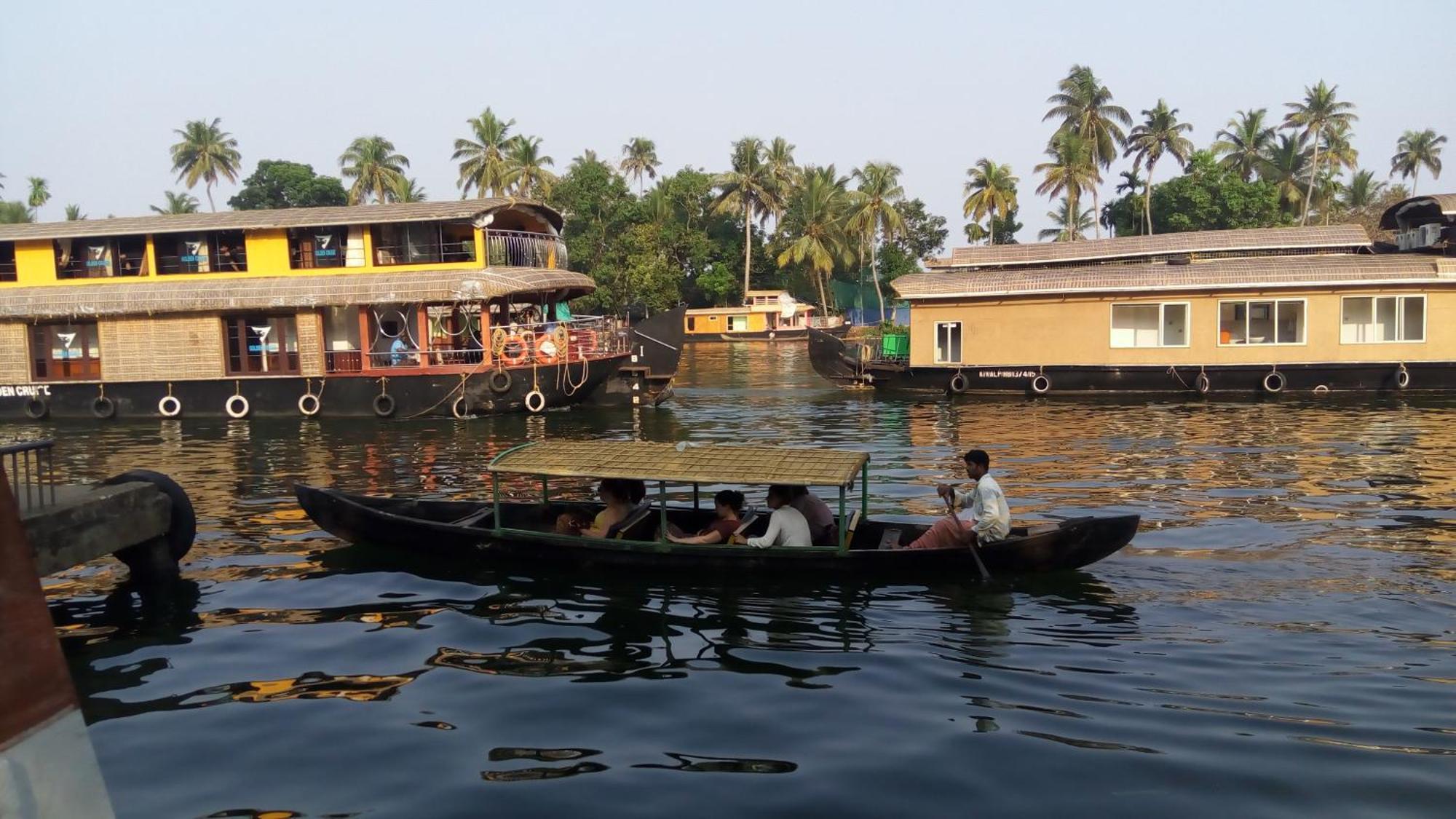 Sea Breeze Beach Home Alappuzha Buitenkant foto