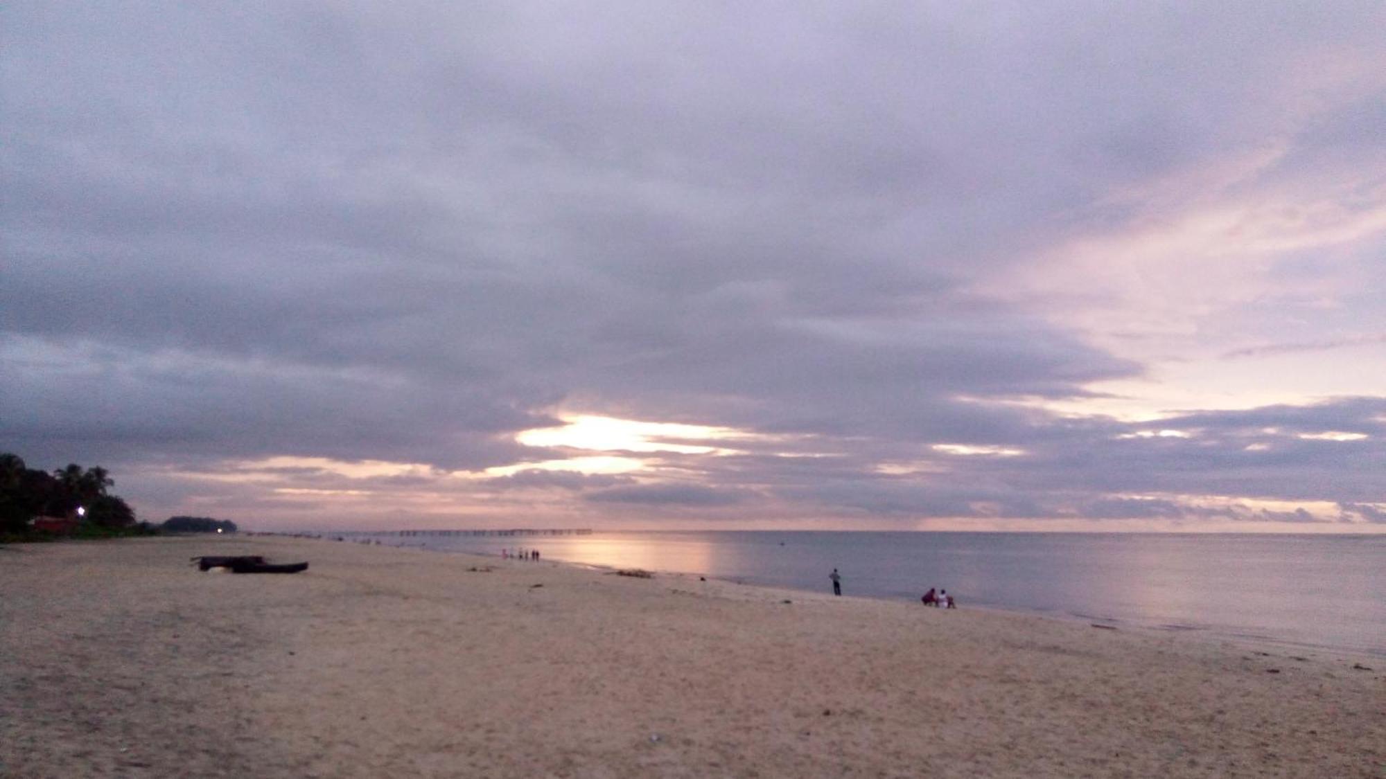 Sea Breeze Beach Home Alappuzha Buitenkant foto